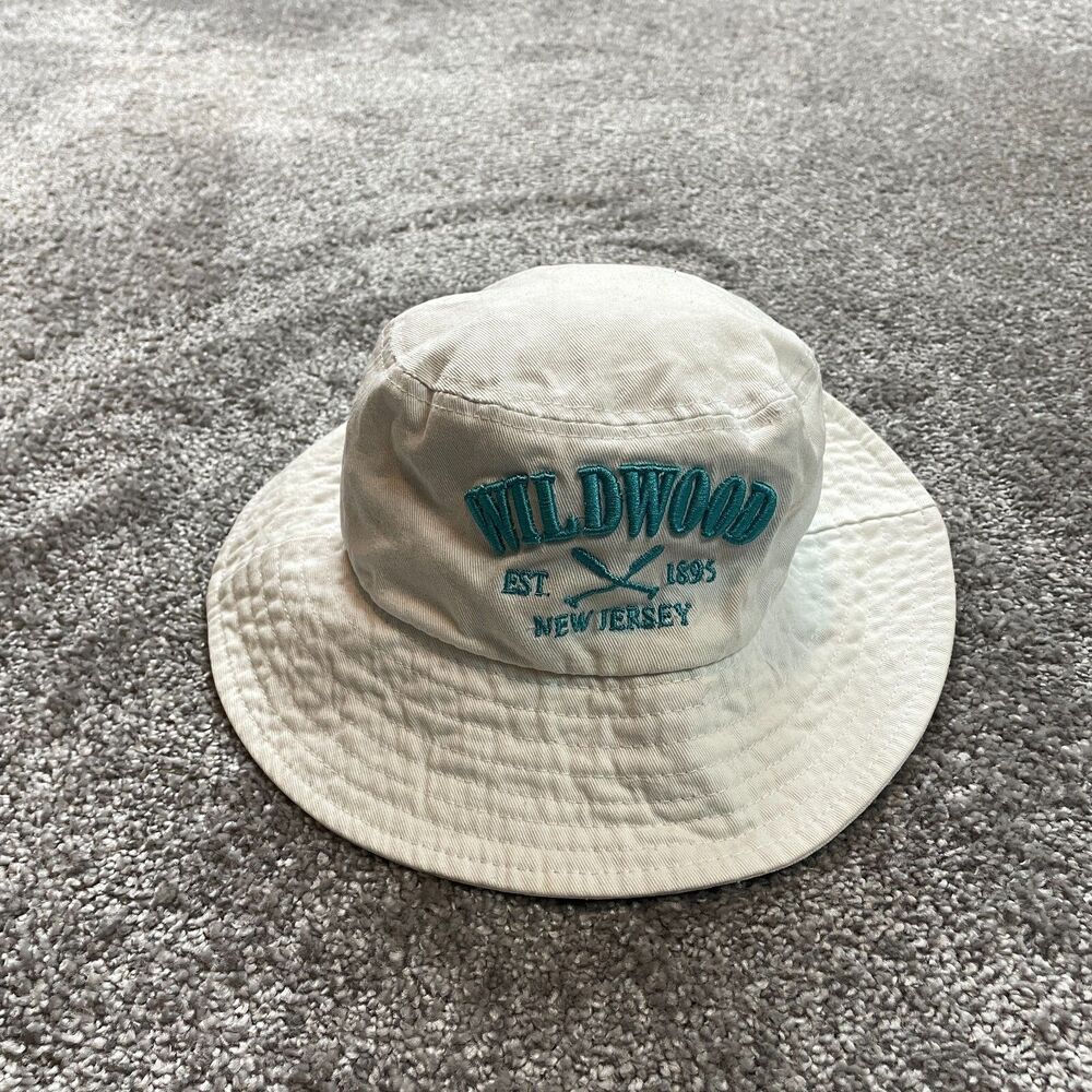 Lucky 7 Bucket Hat Adult One size White Wildwood New Jersey Emroidered Blue Logo